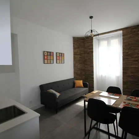 - Le Sixty * Nizza